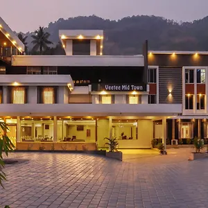 **** Hotel Veetee Mid Town India