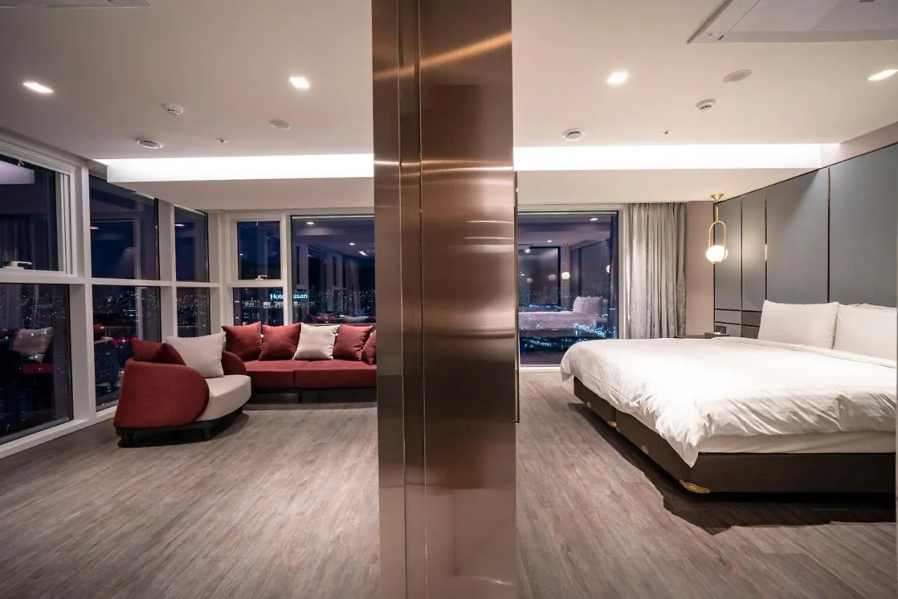 Lavalse Hotel Busan 4*,